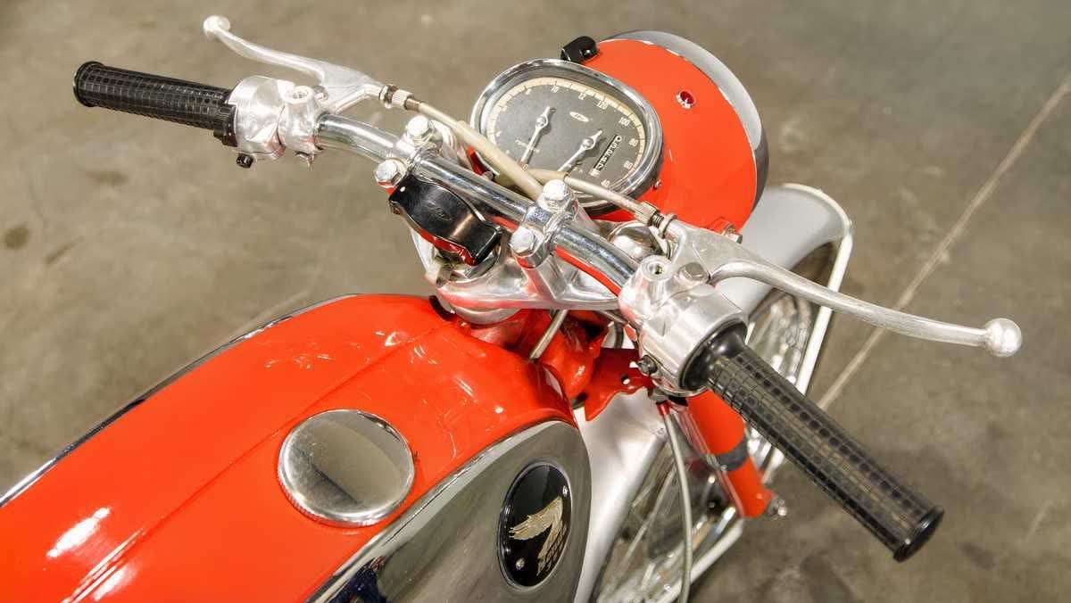 CB77 SUPER HAWK