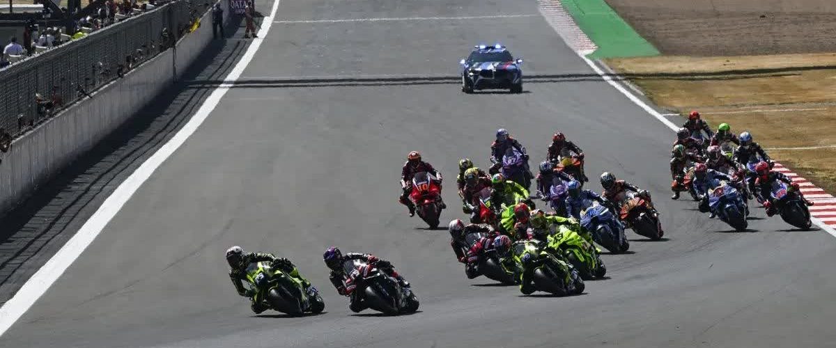 MotoGP 1200x500